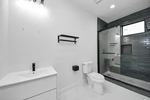 9022 Ferdinand St, Houston, TX 77051 - Photo 6