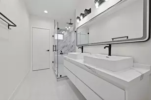 9022 Ferdinand St, Houston, TX 77051 - Photo 20