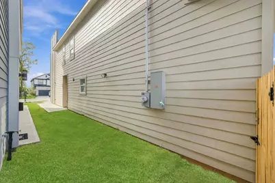 19114 Sears Drive, Houston, TX 77338 - Photo 4