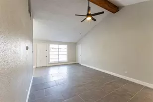 10723 Thorncliff Dr, Humble, TX 77396 - Photo 6