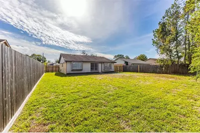 10723 Thorncliff Drive, Humble, TX 77396 - Photo 18