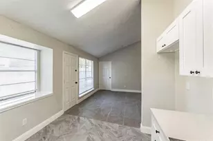 10723 Thorncliff Dr, Humble, TX 77396 - Photo 10