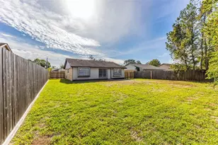 10723 Thorncliff Dr, Humble, TX 77396 - Photo 18