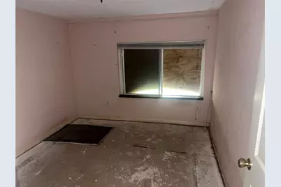 148 Juan Falcon, Livingston, TX 77351 - Photo 12