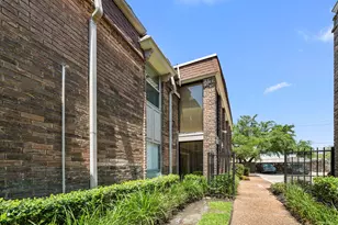 7575 Katy Fwy, Houston, TX 77024 - Photo 2
