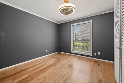 7575 Katy Freeway #18, Houston, TX 77024 - Photo 14