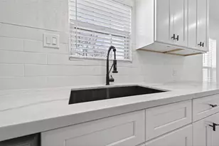2202 Alabama St, Baytown, TX 77520 - Photo 16