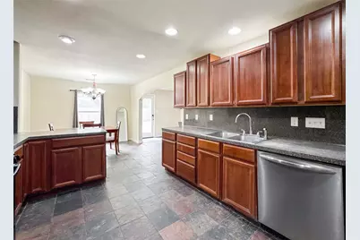330 E Edgebrook Drive, Houston, TX 77034 - Photo 10