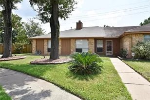 19211 Lazy Valley Dr, Katy, TX 77449 - Photo 2