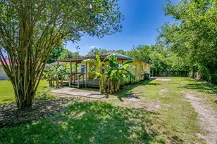 3901 McKinney Ext, La Marque, TX 77568 - Photo 8