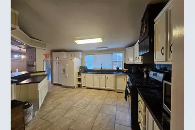 201 Brittany Lane, Cleveland, TX 77328 - Photo 14