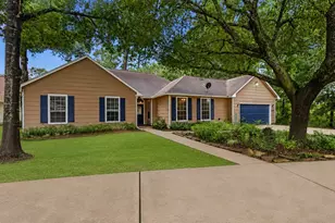 10407 Twin Oak Dr, Conroe, TX 77385 - Photo 1
