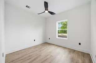 316 Clearwater St, Houston, TX 77029 - Photo 18