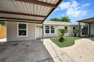 5111 Willow Glen Dr, Houston, TX 77033 - Photo 1