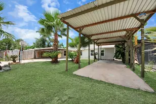 5111 Willow Glen Dr, Houston, TX 77033 - Photo 6