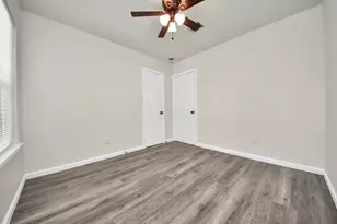 5111 Willow Glen Dr, Houston, TX 77033 - Photo 26