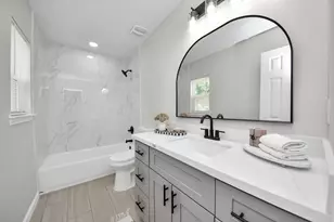 5111 Willow Glen Dr, Houston, TX 77033 - Photo 20