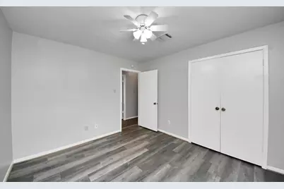 2219 Valley Manor Drive, Missouri City, TX 77489 - Photo 32
