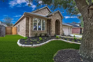 16122 Saxon Hollow Ln, Houston, TX 77084 - Photo 2