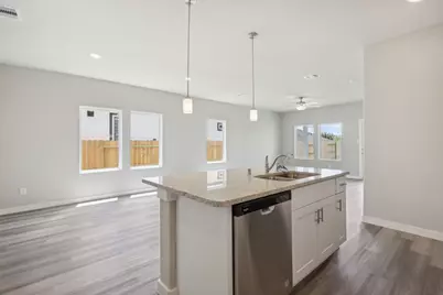 263 Charles Ridge Drive, Montgomery, TX 77316 - Photo 4