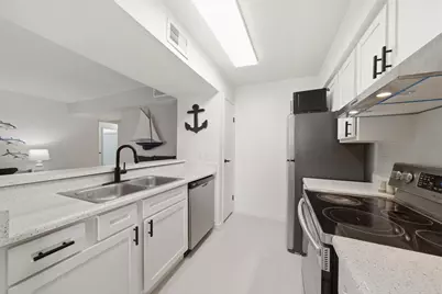 7600 Emmett F Lowry Expressway #806, Texas City, TX 77591 - Photo 2