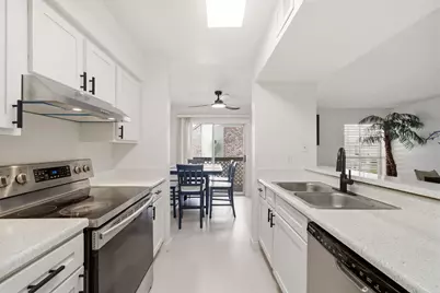 7600 Emmett F Lowry Expressway #806, Texas City, TX 77591 - Photo 8