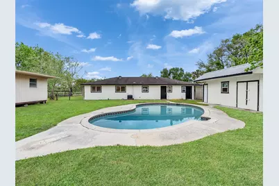 1905 County Road 235, Alvin, TX 77511 - Photo 2