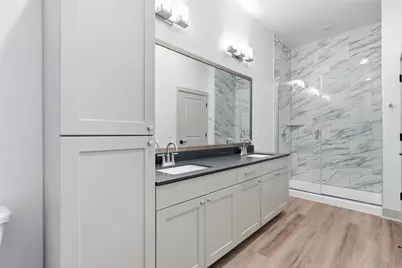 1950 Winrock Boulevard #C1, Houston, TX 77057 - Photo 4