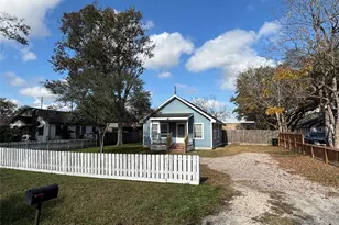 5424 4th St, Katy, TX 77493 - Photo 2