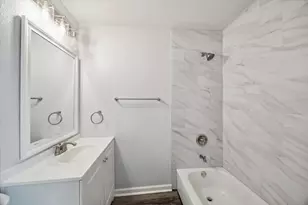 705 Westshire Dr, Houston, TX 77013 - Photo 12