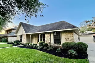 3003 Planters St, Sugar Land, TX 77479 - Photo 2
