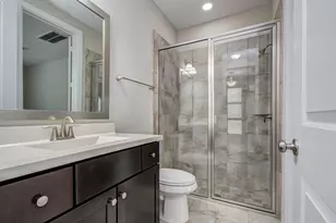 11023 Acorn Falls Dr, Houston, TX 77043 - Photo 8
