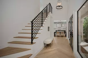 9 Paintedcup Ct, The Woodlands, TX 77380 - Photo 4