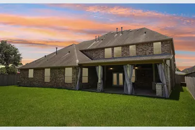 405 Old Orchard Drive, Dickinson, TX 77539 - Photo 2