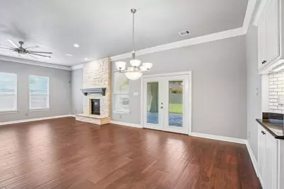 405 Old Orchard Drive, Dickinson, TX 77539 - Photo 8