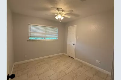 5525 Main Street, Santa Fe, TX 77510 - Photo 22