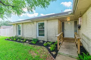 11334 Sagehill Dr, Houston, TX 77089 - Photo 4