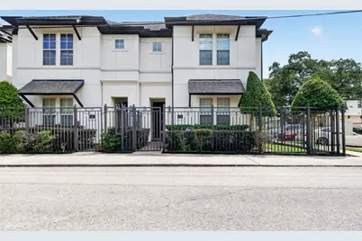 2219 Bastrop Street, Houston, TX 77003 - Photo 2