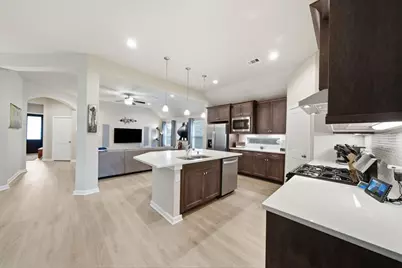 10147 Bayou Oaks Drive, Conroe, TX 77385 - Photo 10