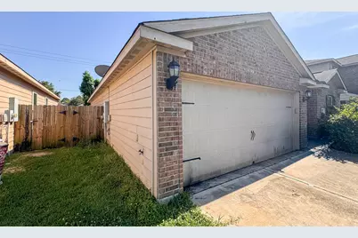 13318 Pine Tree Forest Trail, Houston, TX 77049 - Photo 2