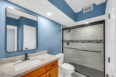 5220 Seawall Boulevard #331, Galveston, TX 77551 - Photo 6