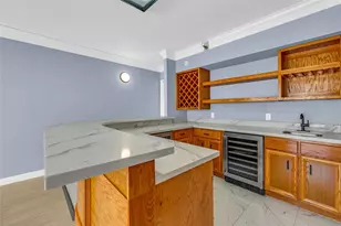 5220 Seawall Blvd, Galveston, TX 77551 - Photo 8