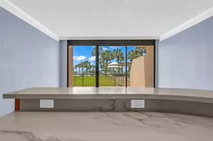 5220 Seawall Blvd, Galveston, TX 77551 - Photo 10