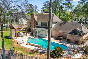 37 Doe Run Dr, The Woodlands, TX 77380 - Photo 2