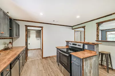 17985 Split Oak Circle, New Caney, TX 77357 - Photo 16