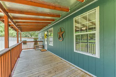 17985 Split Oak Circle, New Caney, TX 77357 - Photo 8