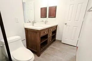 14 W Archwyck Circle W, The Woodlands, TX 77382 - Photo 32