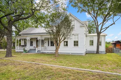 301 S Mechanic Street, Fayetteville, TX 78940 - Photo 4