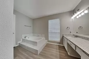 9310 Wandsworth Dr, Spring, TX 77379 - Photo 10