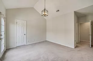 1605 Nantucket Dr, Houston, TX 77057 - Photo 20